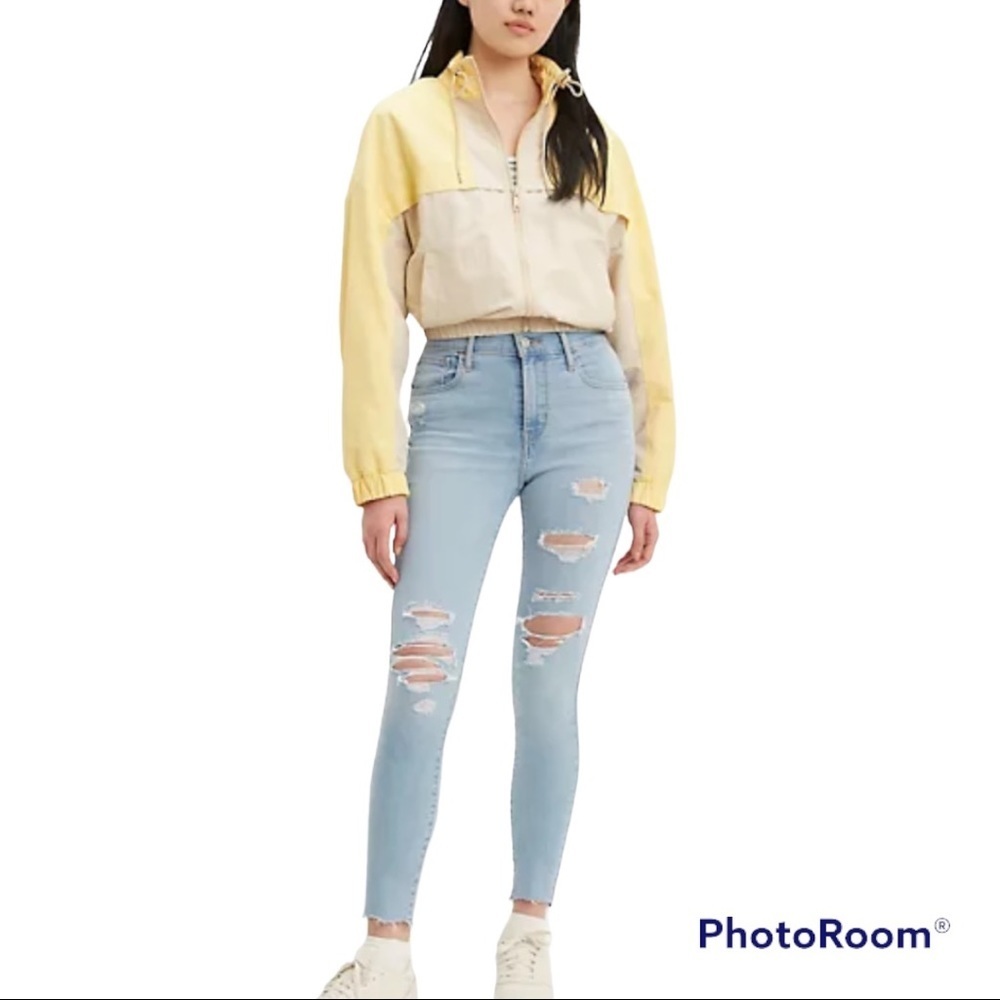 Levi’s 721 High Rise Skinny Jeans